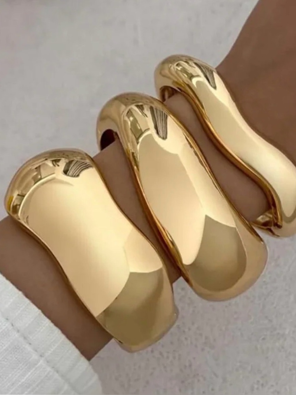 Chunky Gold Wave Stretch Bracelet Set NEW